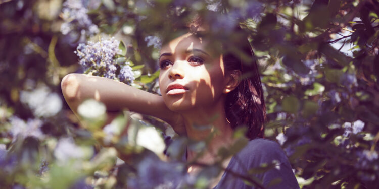 Q&A with actress Gina Jones