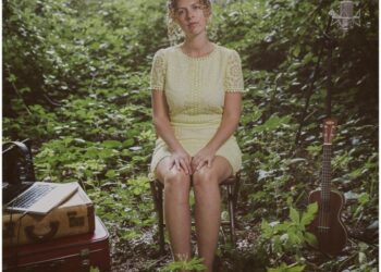 UK singer-songwriter Louise Havell releases debut EP “Shooting With Lives”