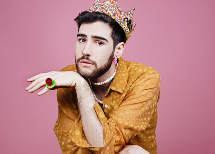 LGBTQ Fringe:  O Brave New World That Has Such People In It!