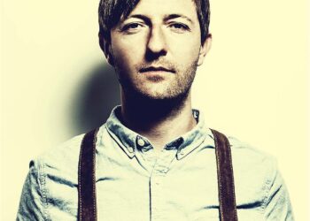 Andrew Maxwell: Krakatoa
