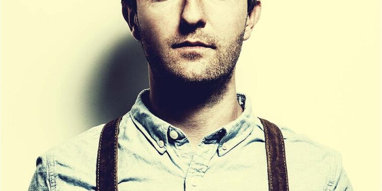 Andrew Maxwell: Krakatoa