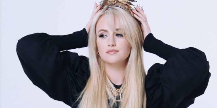 Q&A with American Pop Artist Cassy London