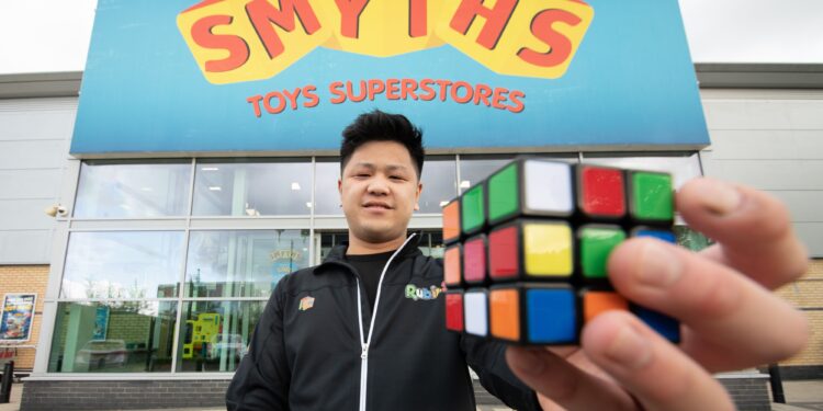 Q&A with American Rubik’s Cube speedcuber & YouTuber Max Park