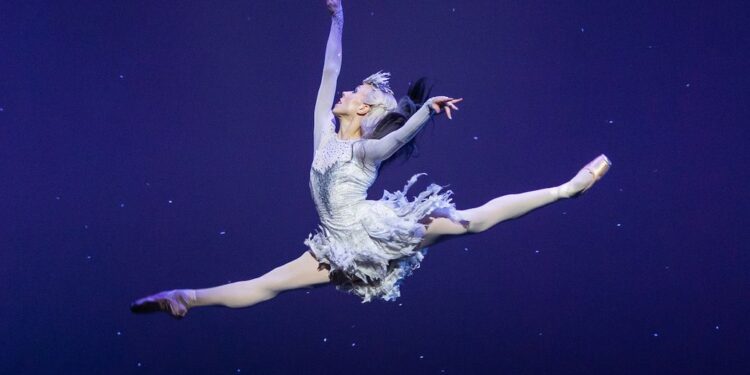 Theatre Review: The Snow Queen