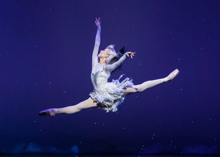 Theatre Review: The Snow Queen