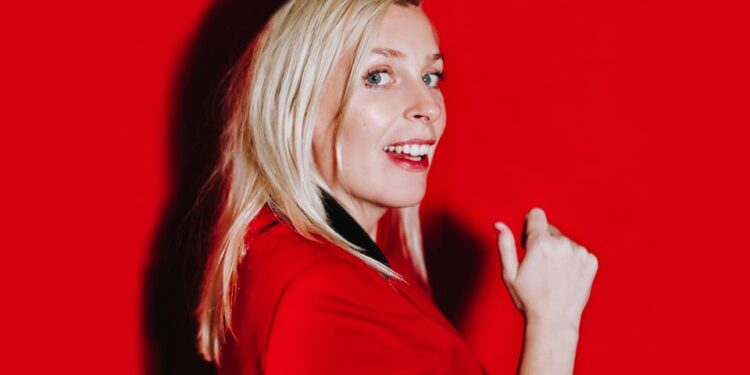 Sara Pascoe