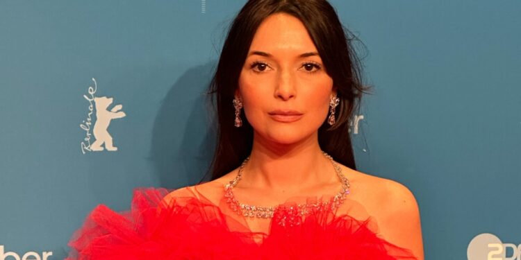 Actor Catinca Maria Nistor Stars in Golda alongside Helen Mirren