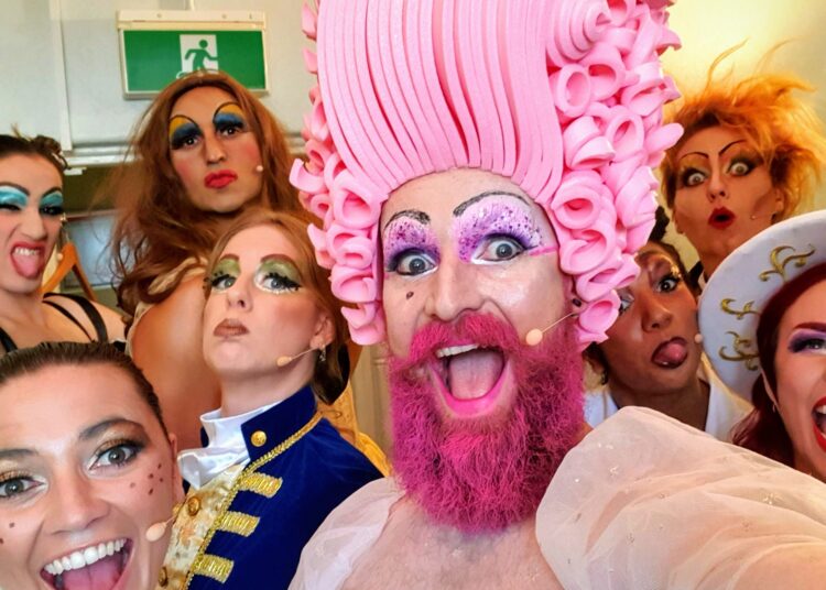 Dizney in Drag: Once Upon A Parody – Review