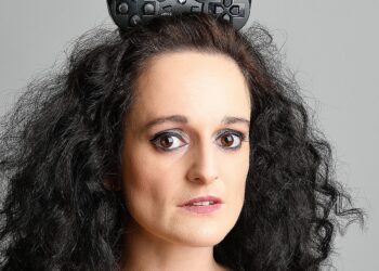 Sooz Kempner: Y2K Woman – Review