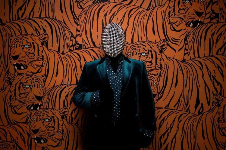 Benedict Sinister Releases New Single “Only Sixteen”