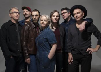 REVIEW: Belle & Sebastian, Paisley Town Hall