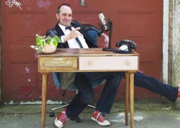 REVIEW: Phil Ellis’s Excellent Comedy Show – The Stand