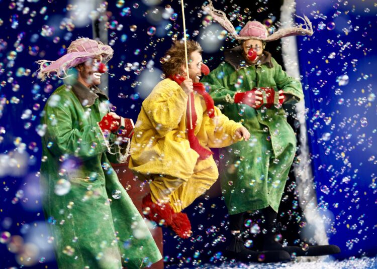 Magical Slava SnowShow Returns