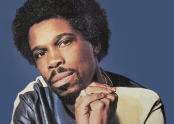 Billy Ocean Releases Blue Vinyl to Celebrate 40 Years of Classic Album