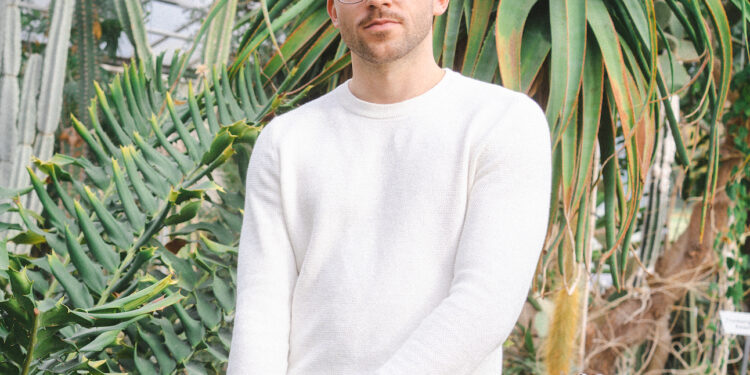 Music: Flo Naegeli: Phantasmagoric, Velvetine, Luminous