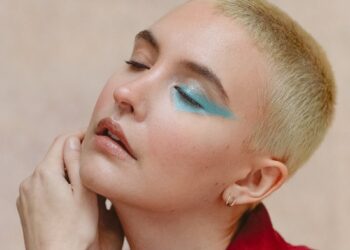 Music: Salwa: Seen, Charmed and Challenged