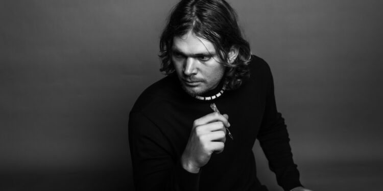 Music: Sasha Dawe Announces New EP Here I Am, Blending African Roots with Modern Folk