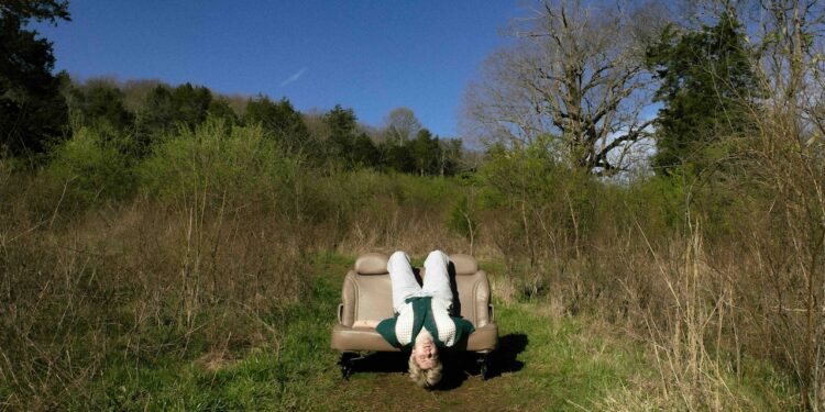 Music: Indie Pop Artist Sid Dorey Releases Sophomore EP ‘Middle Seat’