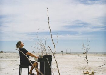 Music: Pretty Little Saturday “Long Overdue” – Review