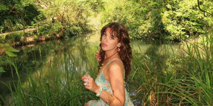 Music: Suki Summer: Lovesick and Full of Love