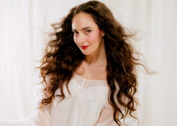 Edfringe Comedy Review: Cat Cohen: Broad Strokes