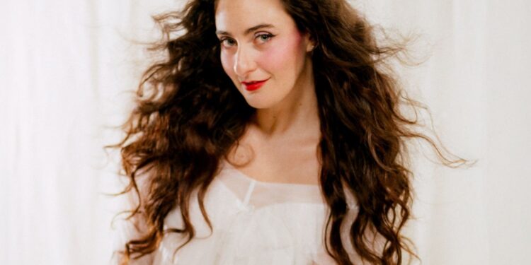 Edfringe Comedy Review: Cat Cohen: Broad Strokes