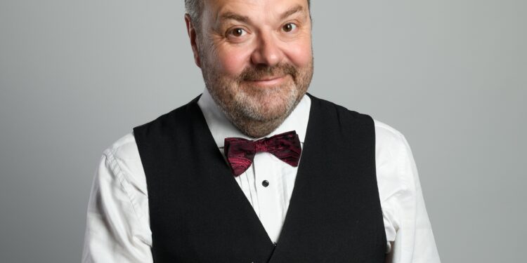 Edfringe Comedy Review: Hal Cruttenden: Can Dish It Out But Can’t Take It