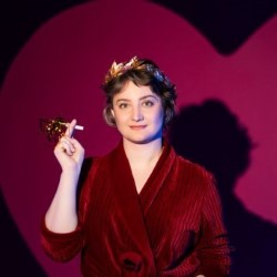 Edfringe Comedy Review: Laura Davis: Despair is Beneath Us