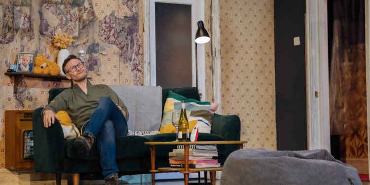 2:22 A Ghost Story – Review – Everyman Theatre