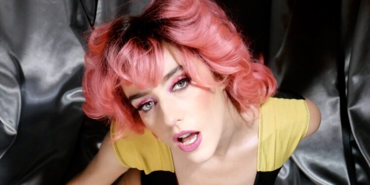 Queer Alt-Pop Trailblazer Maryze Announces Debut UK Single ‘False Icon’ Ahead of London Shows