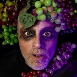 Edfringe Review: Planet of the Grapes – An Epic, Tabletop, Sci-Fi Adventure!