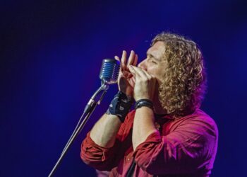 Guy Renardeau Brings International Collaborators Together on Colours in Your Mind