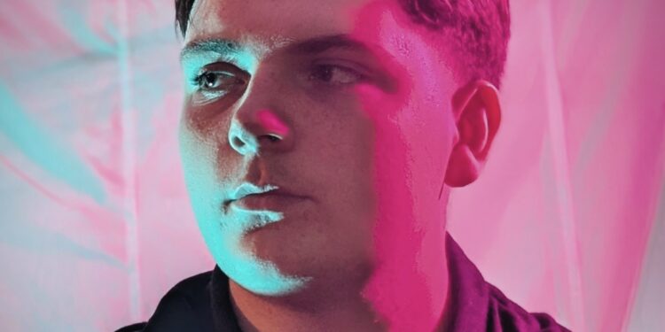 Scottish Singer-Songwriter Zack Gibson Set to Release Debut Single ‘Figure It Out’